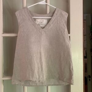 Notperfectlinen v-neck tank size small